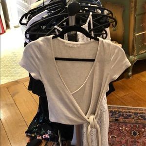 Soft tie top